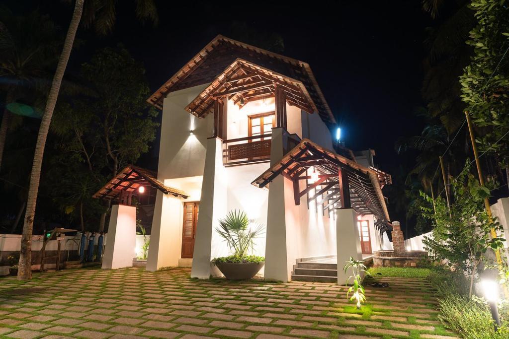 The Ayur Villa Kovalam Exterior photo